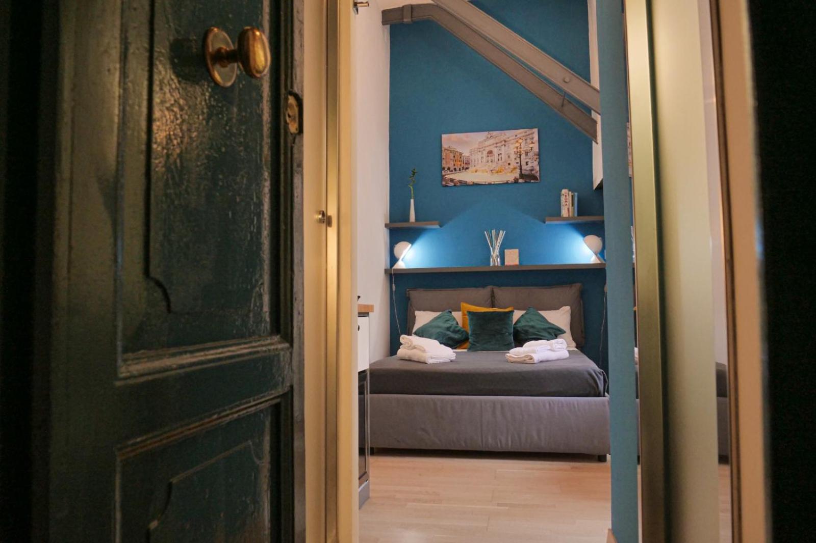 Apartment Jef Fontana Di Trevi Loft, Rom