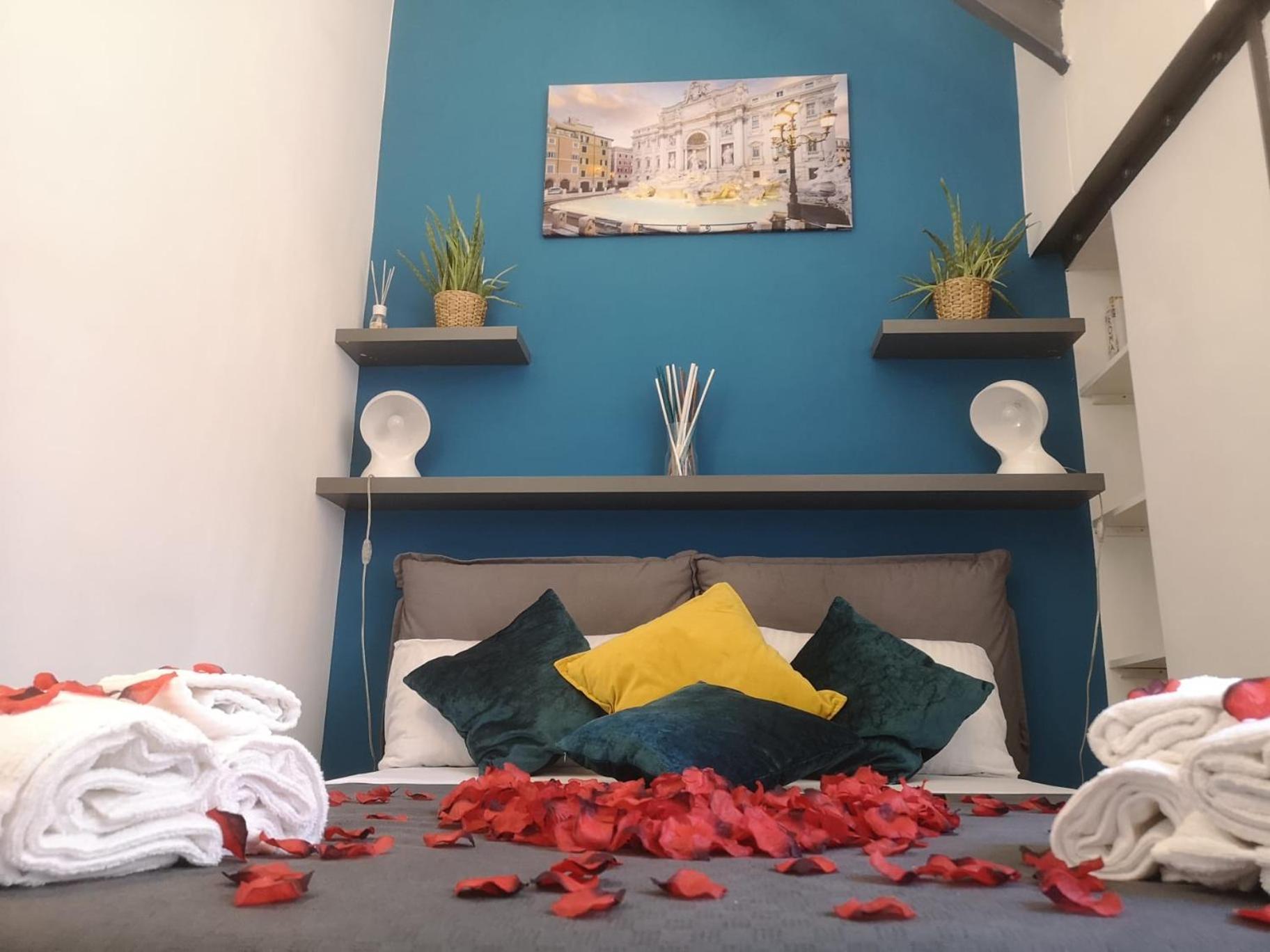 Apartment Jef Fontana Di Trevi Loft, Rom